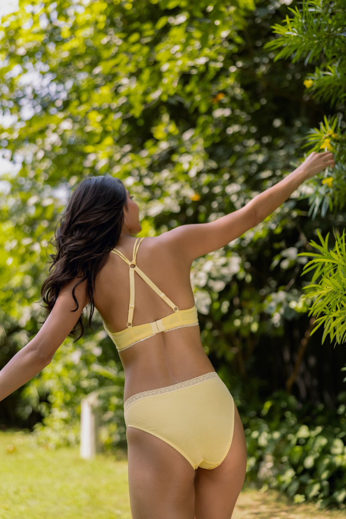 Iris Bra and Brief Set, Butter yellow